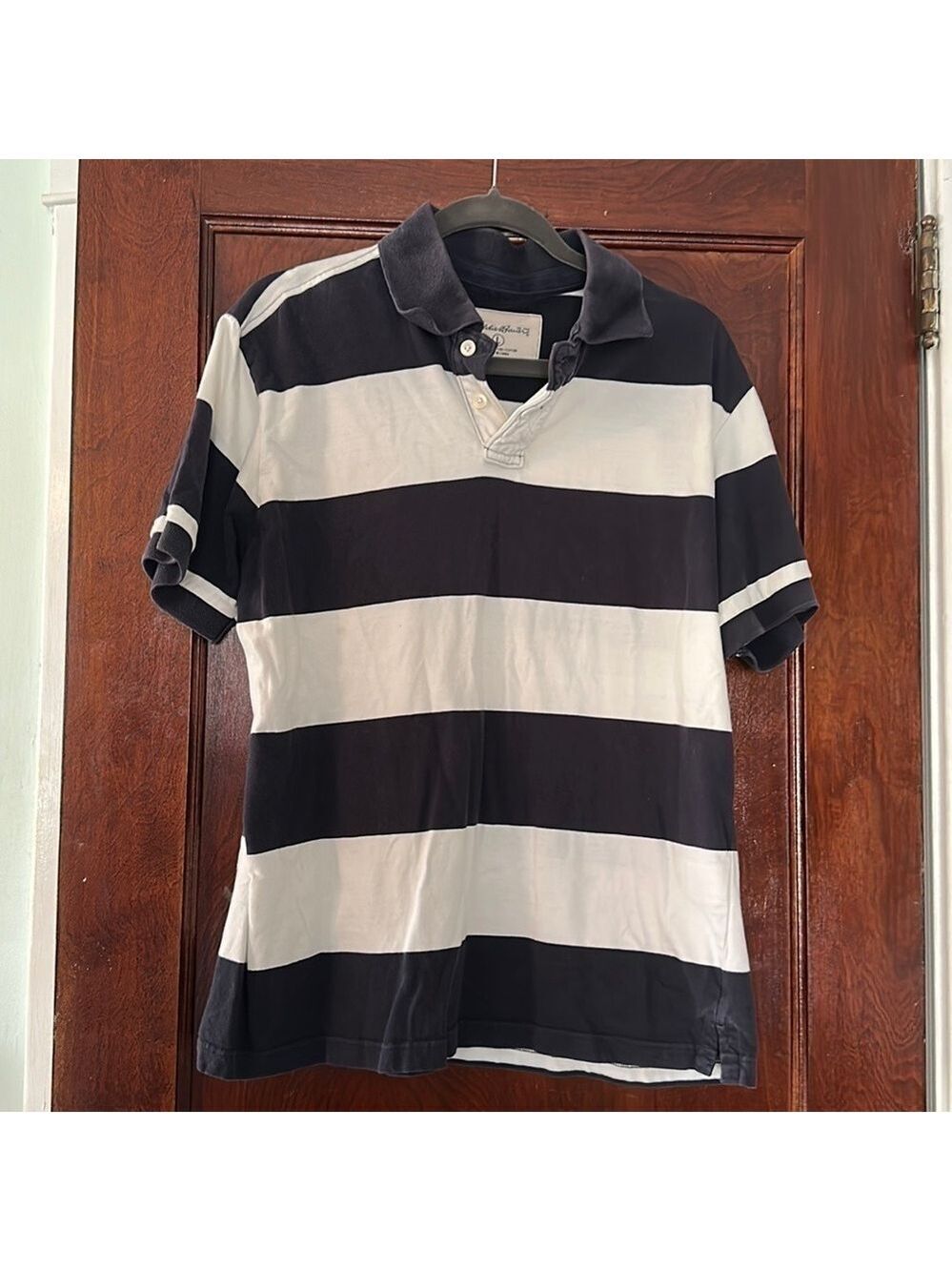 EDDIE Bauer mens polo; size large
